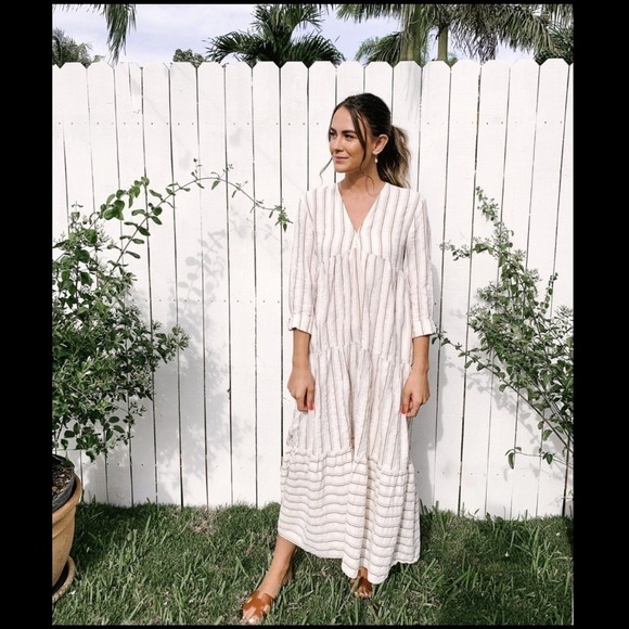 Zara Dresses & Skirts - Zara white flowy dress